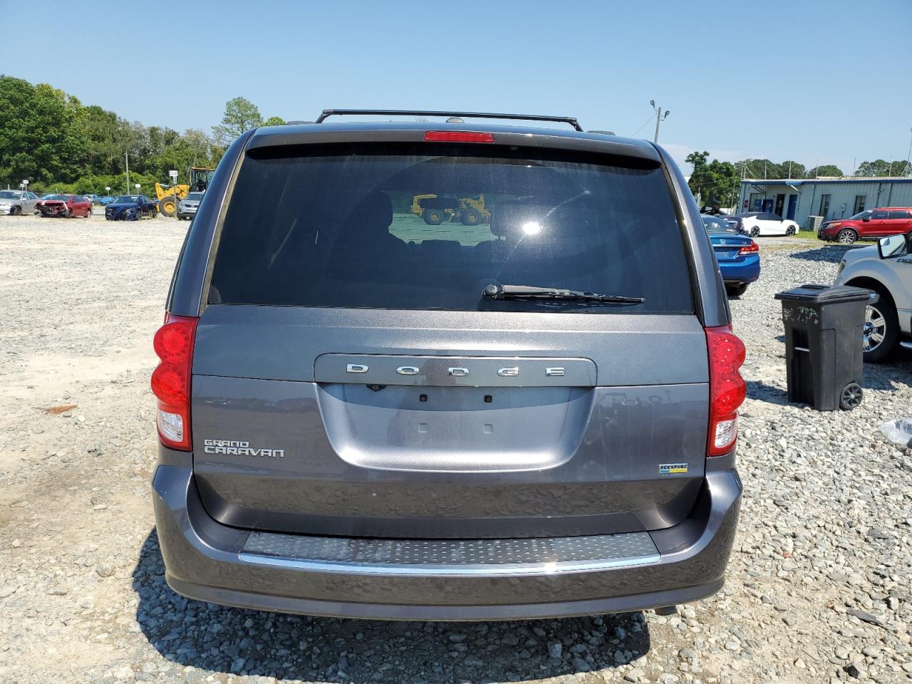 2C4RDGCG3HR724456 2017 Dodge Grand Caravan Sxt