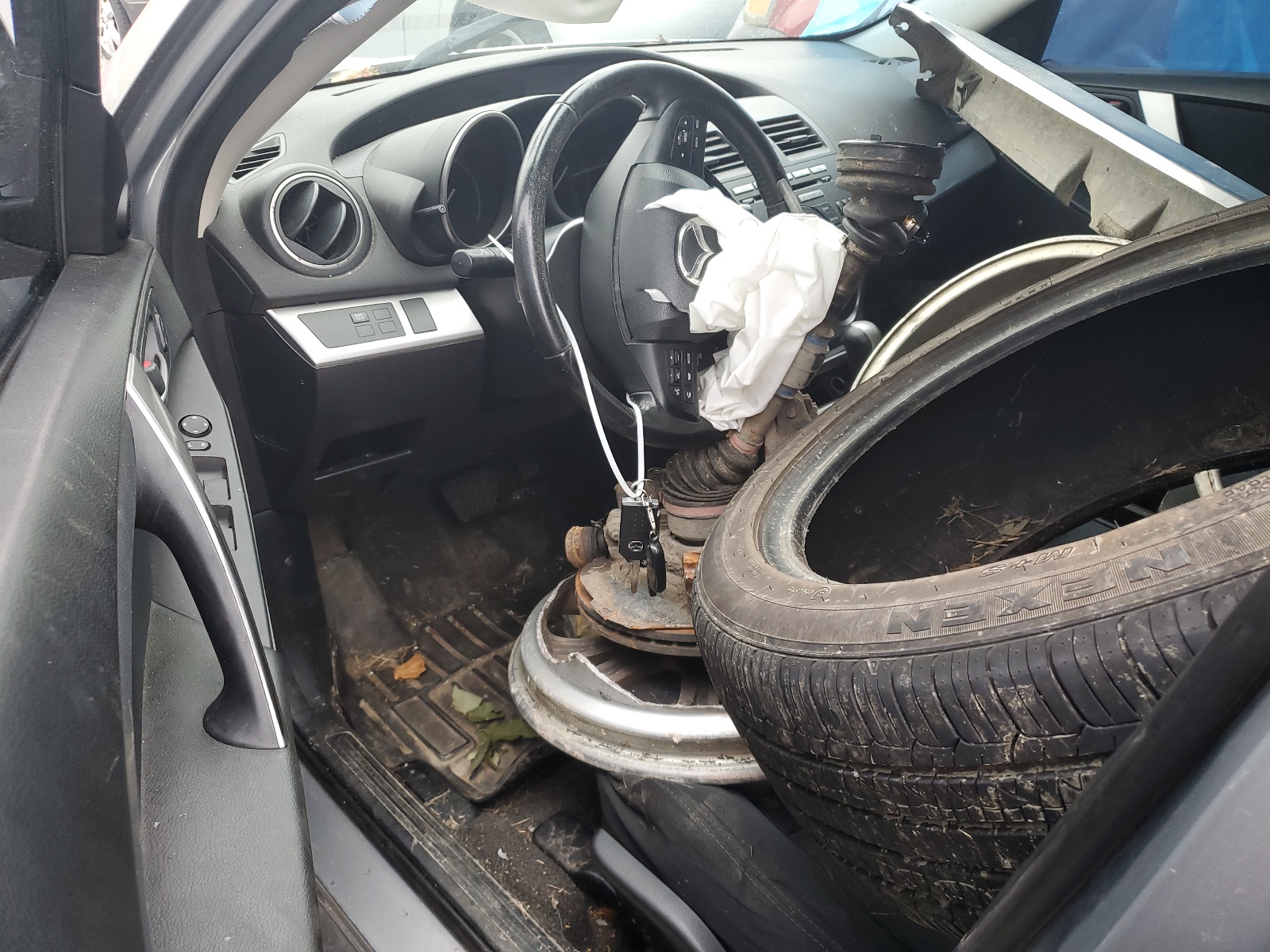 JM1BL1K64B1474909 2011 Mazda 3 S