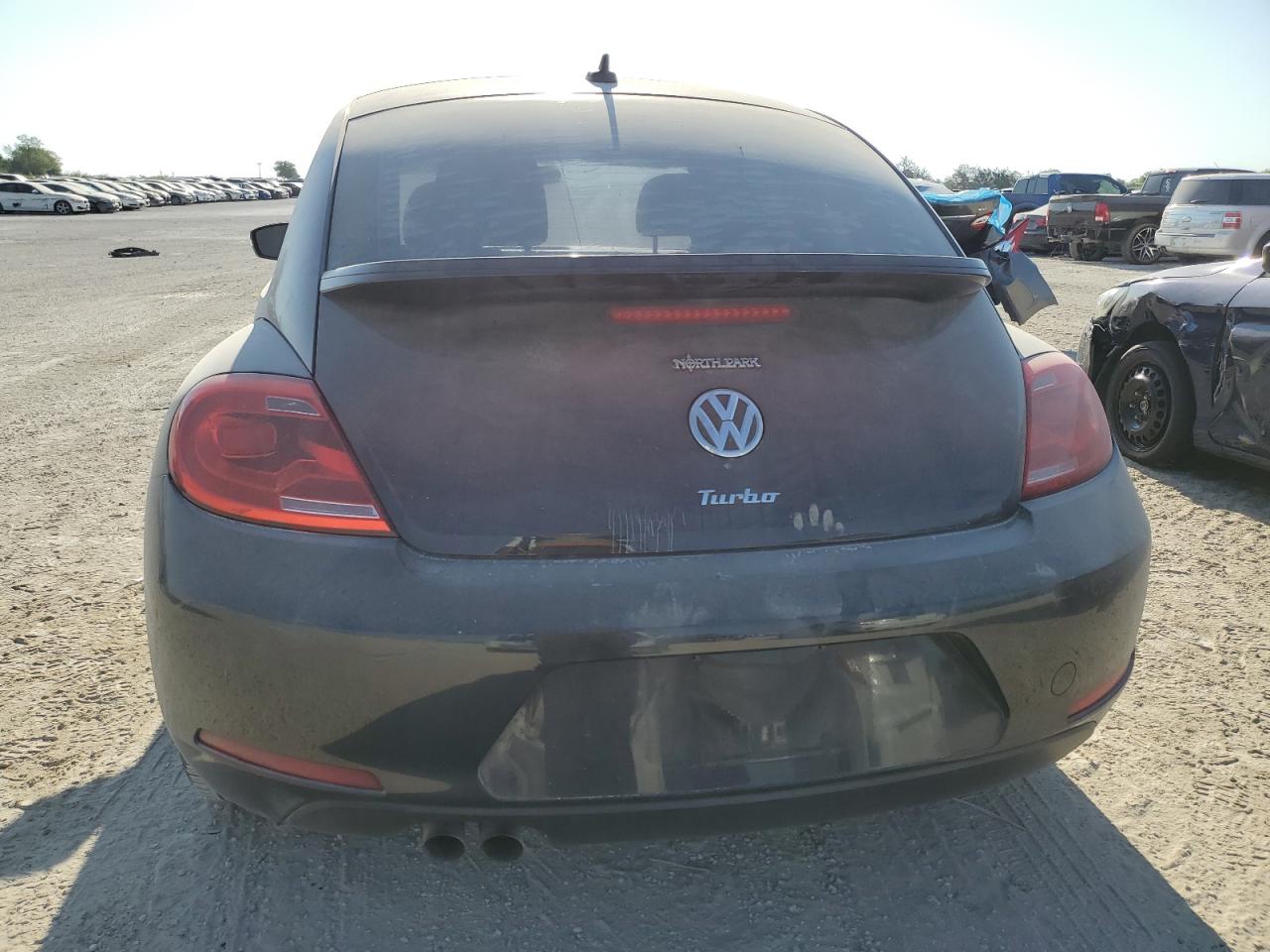 3VWF17AT3GM632357 2016 Volkswagen Beetle 1.8T