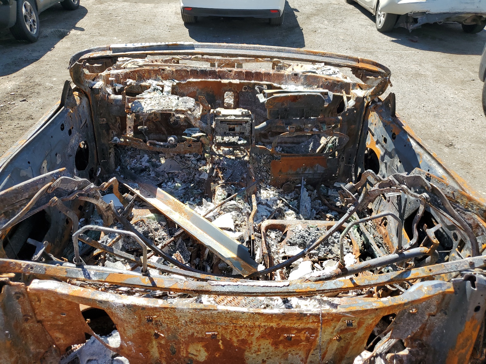 1FAHP60A22Y110195 2002 Ford Thunderbird