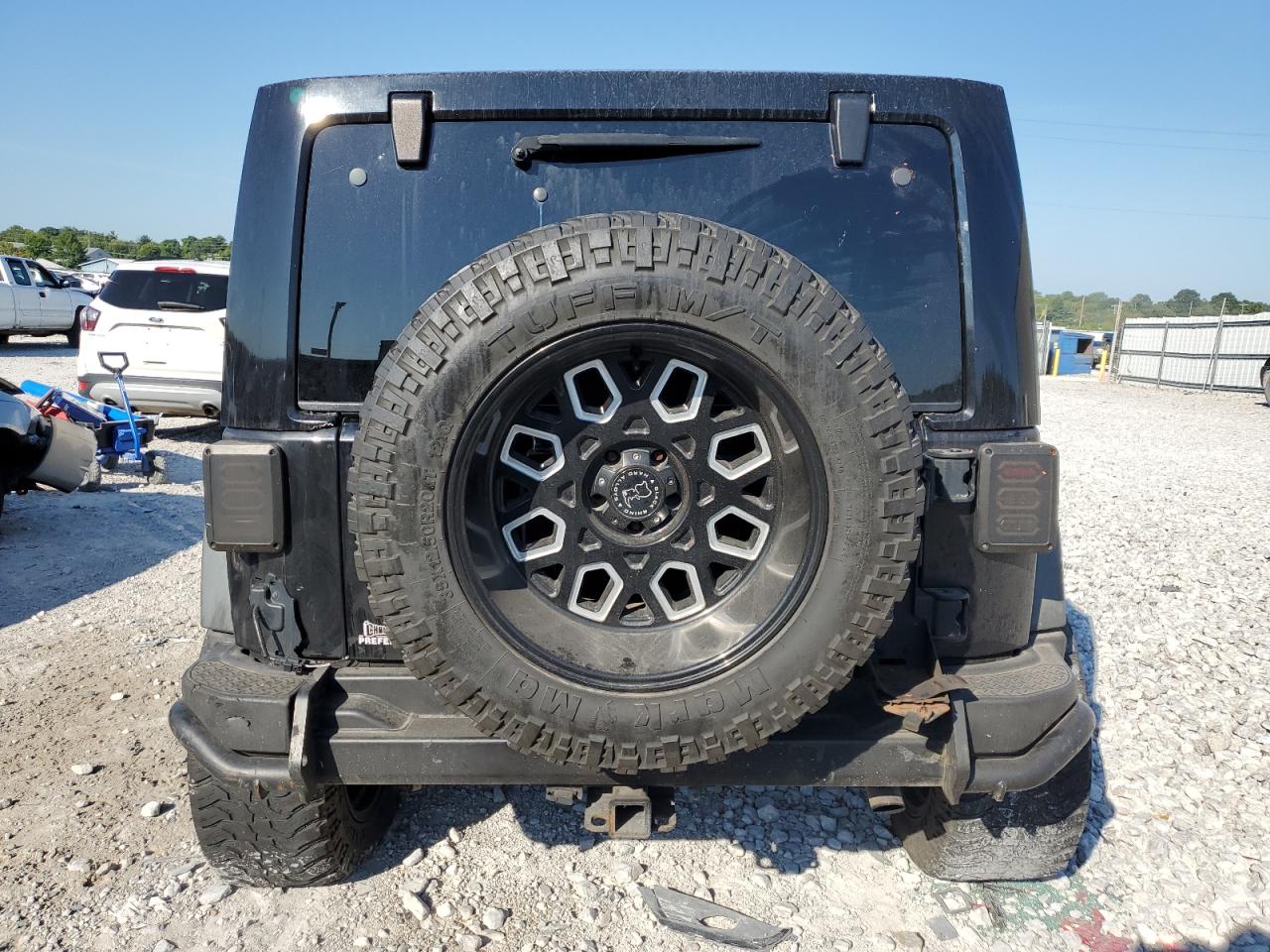 2013 Jeep Wrangler Unlimited Sahara VIN: 1C4BJWEG7DL563324 Lot: 67032254