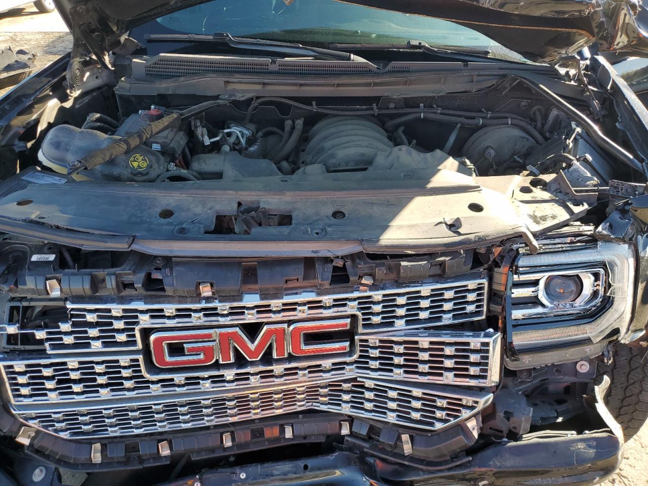 2018 GMC Sierra K1500 Denali VIN: 3GTU2PEJ8JG569486 Lot: 66993234