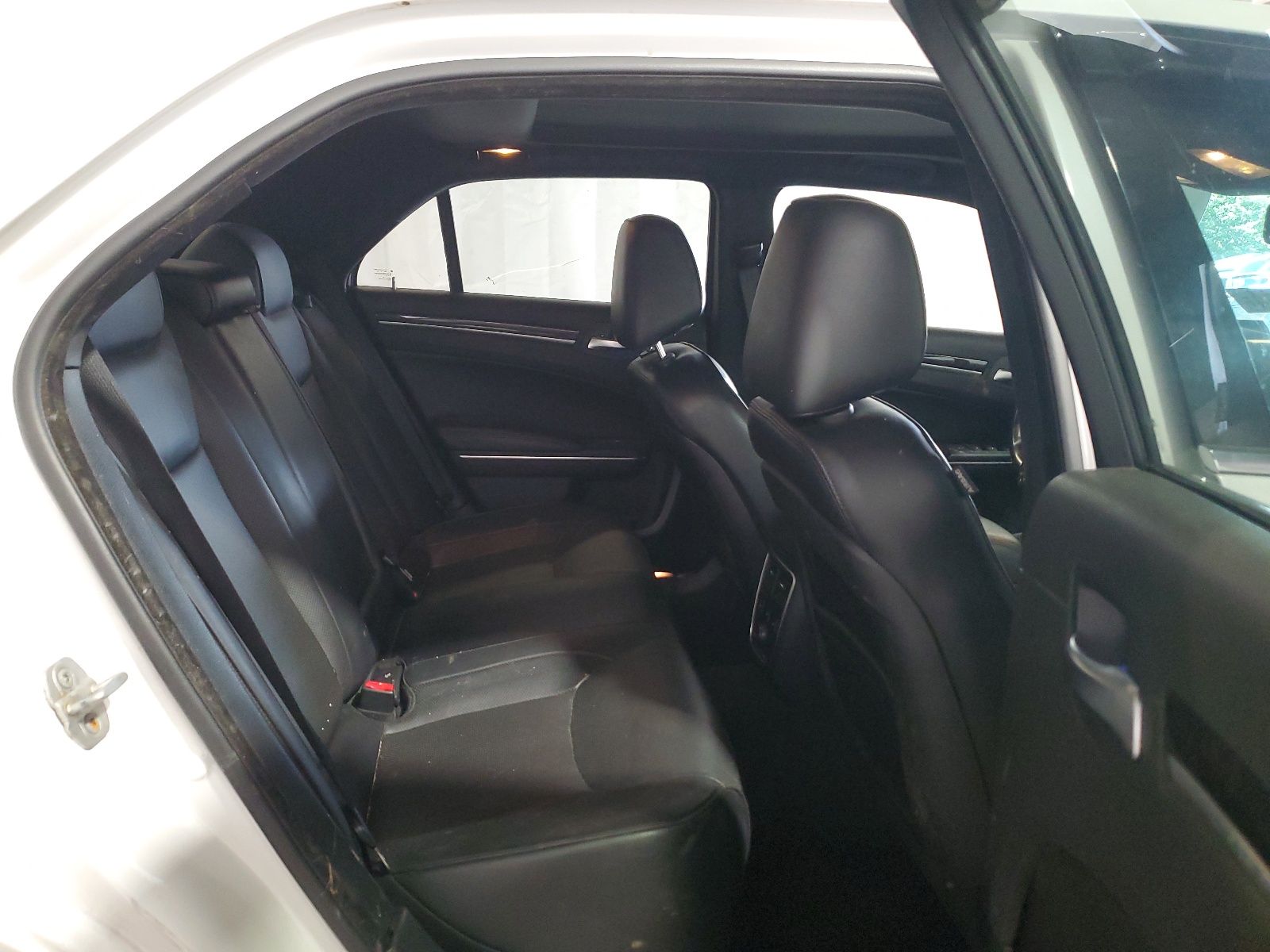 2C3CCAET2CH238238 2012 Chrysler 300C