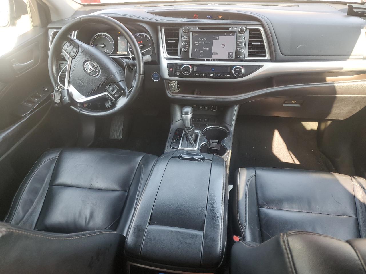 2018 Toyota Highlander Hybrid VIN: 5TDJGRFH6JS043659 Lot: 66025194