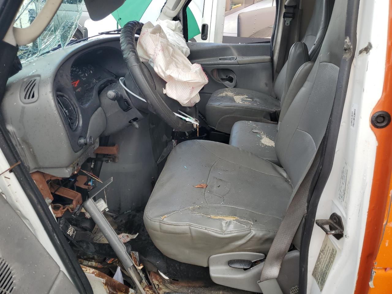 2007 Ford Econoline E450 Super Duty Cutaway Van VIN: 1FDXE45S07DB18307 Lot: 63977254