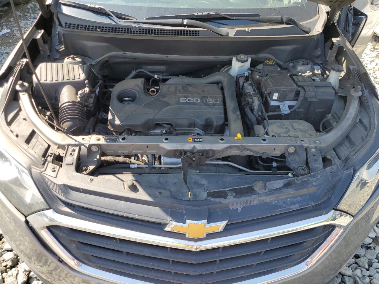 3GNAXJEV8JS590587 2018 Chevrolet Equinox Lt