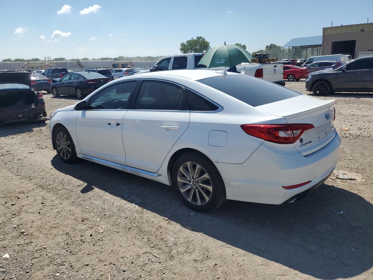 2015 Hyundai Sonata - Image 2
