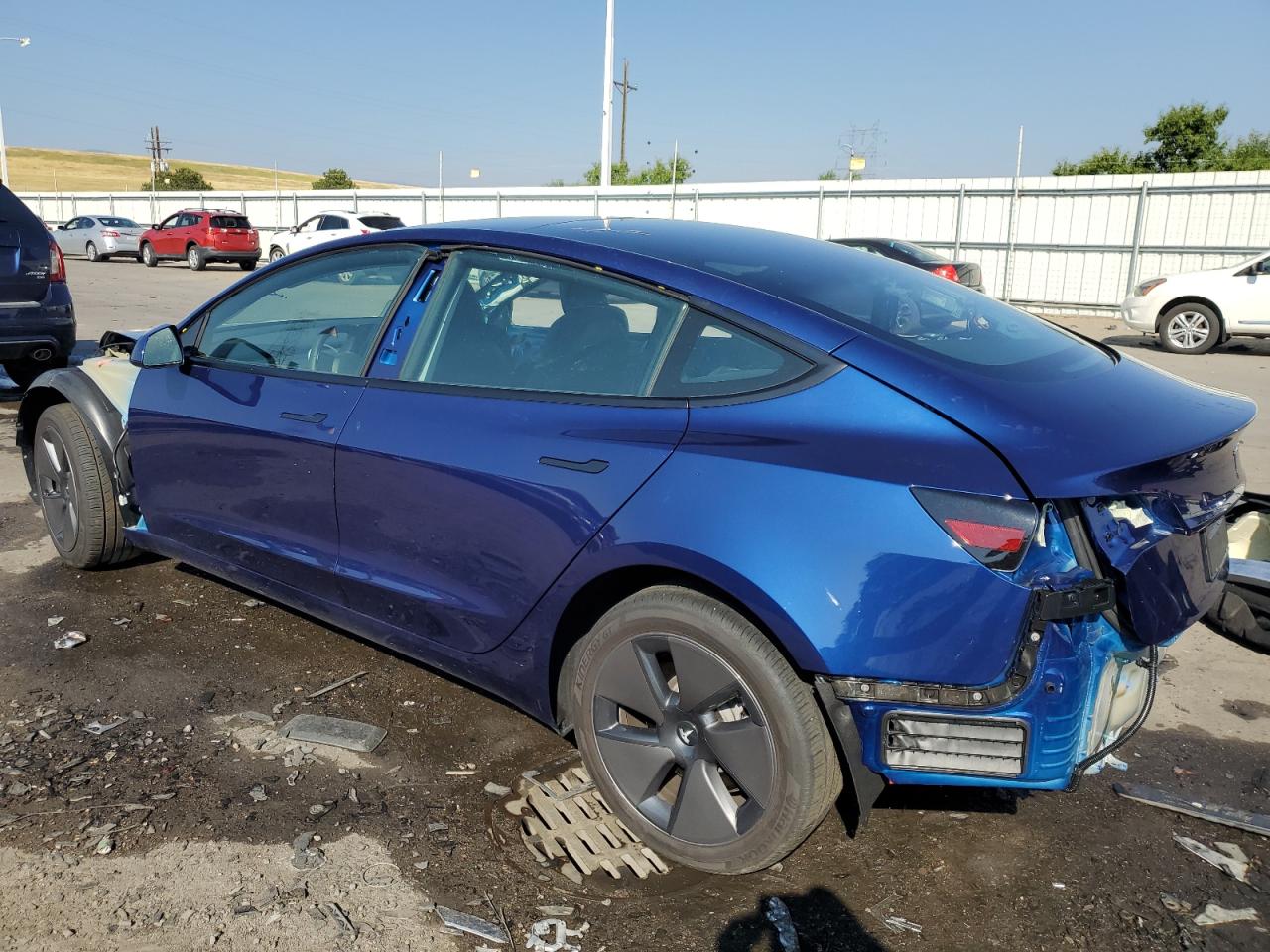 5YJ3E1EB8PF606849 2023 TESLA MODEL 3 - Image 2