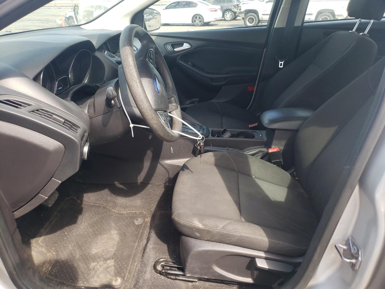 1FADP3F22FL229266 2015 Ford Focus Se