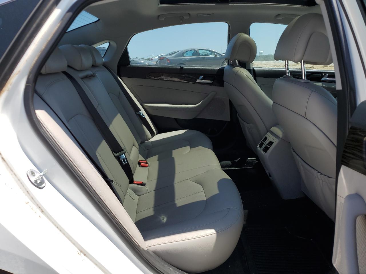 2016 Hyundai Sonata Hybrid VIN: KMHE34L19GA032048 Lot: 68666294