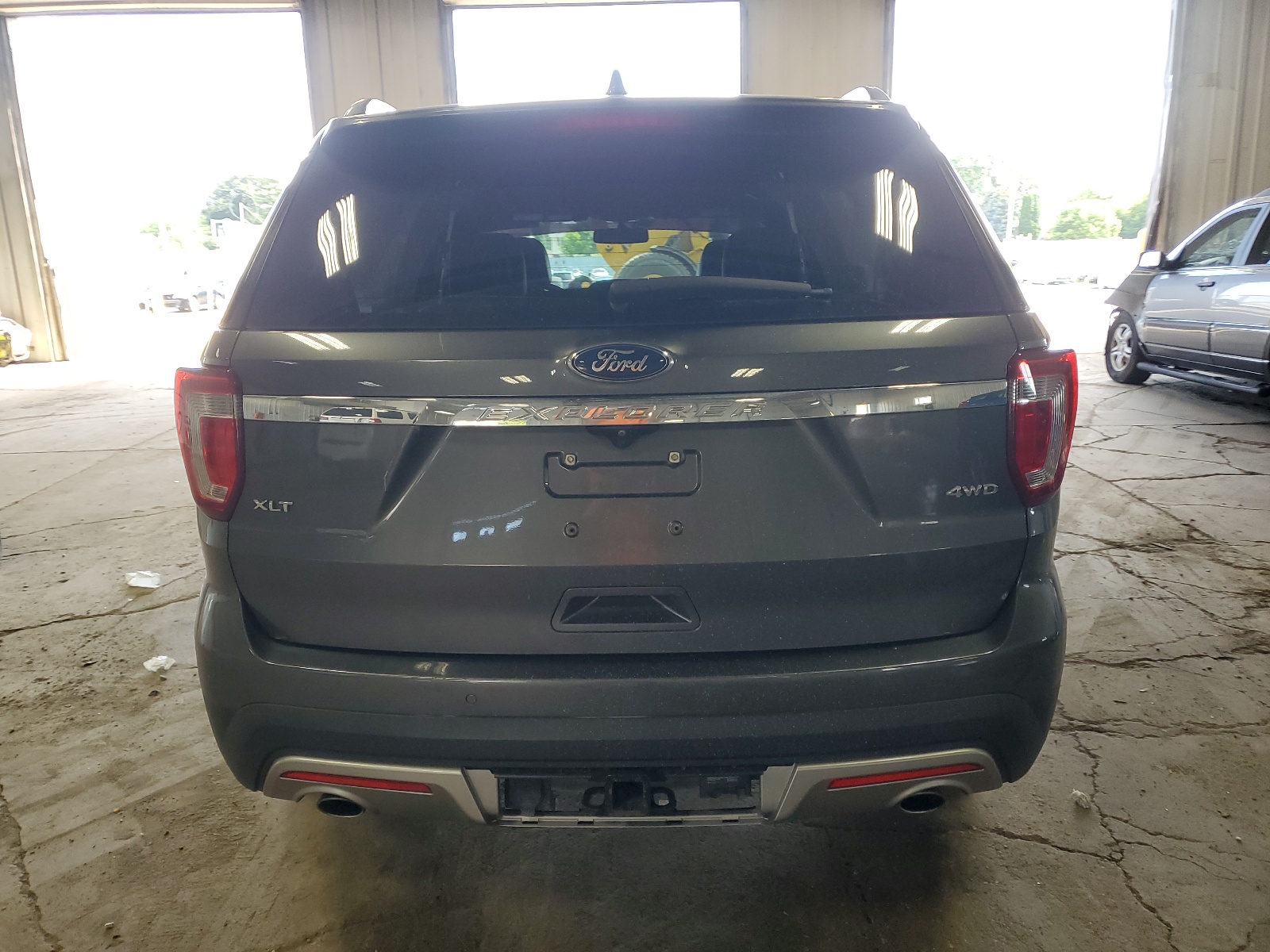 1FM5K8D85HGD37454 2017 Ford Explorer Xlt