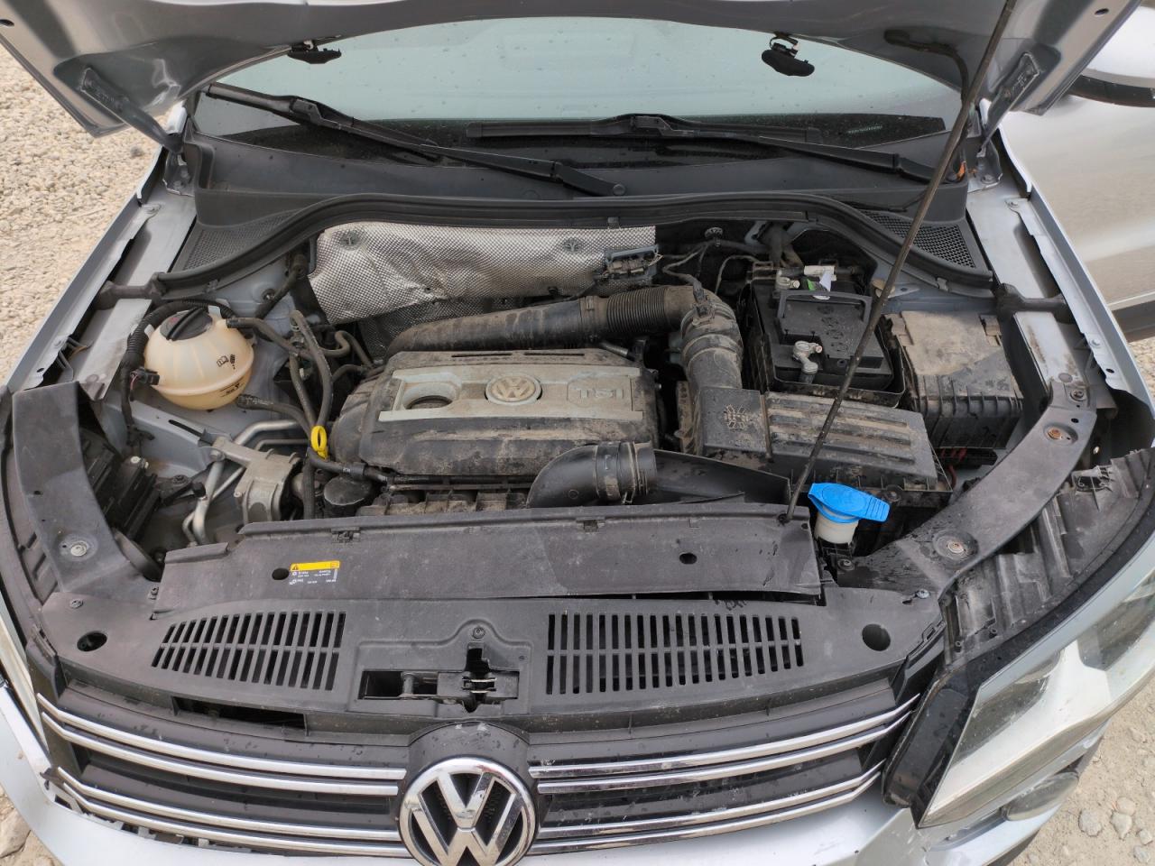 WVGAV7AX5FW605868 2015 Volkswagen Tiguan S