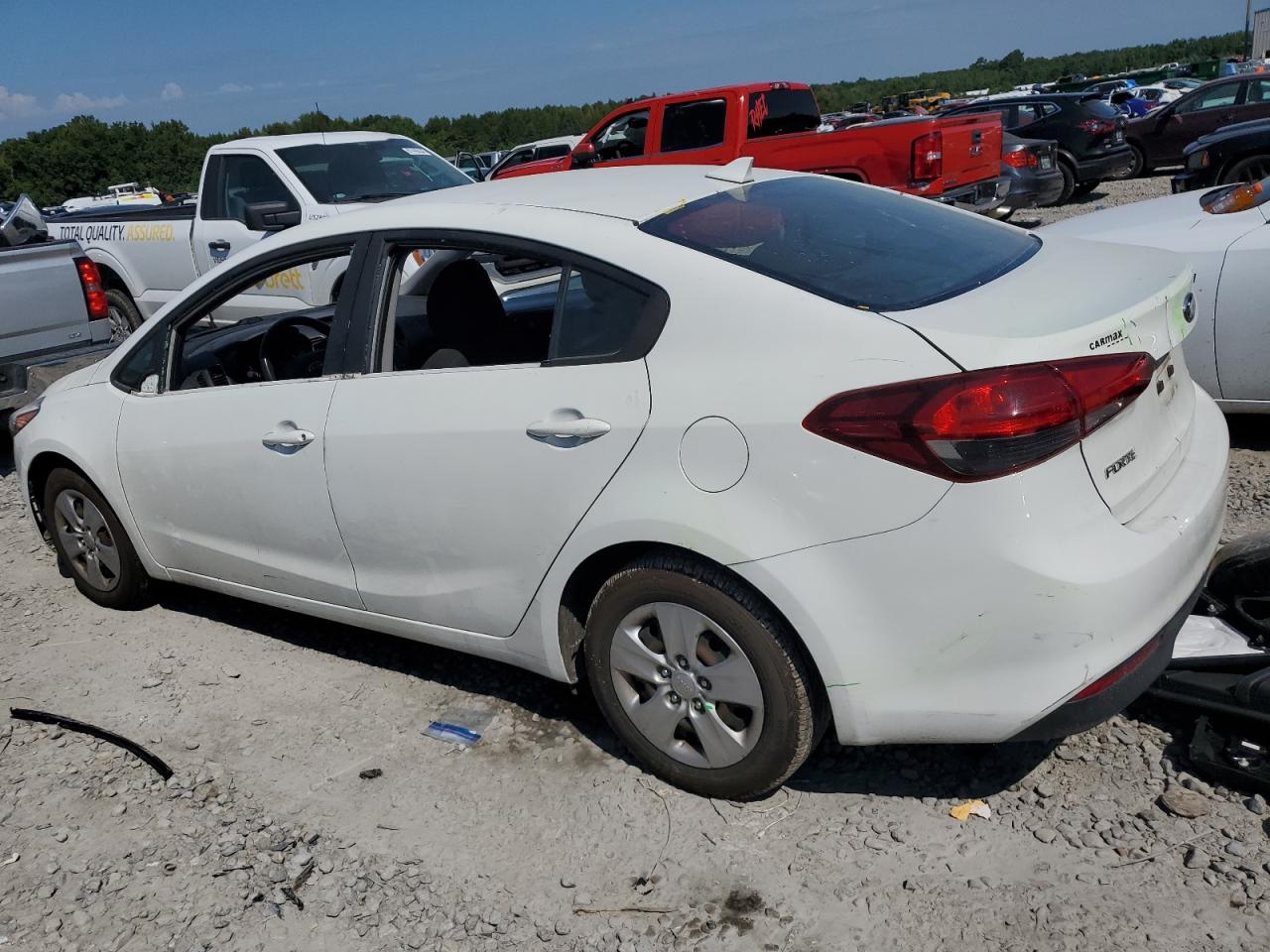 2017 Kia Forte - Image 2