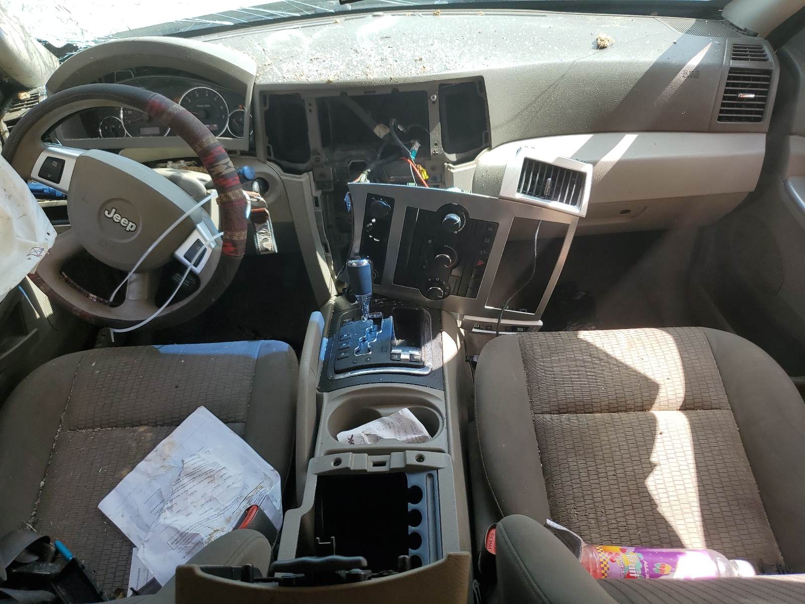 1J8HR48N68C204868 2008 Jeep Grand Cherokee Laredo