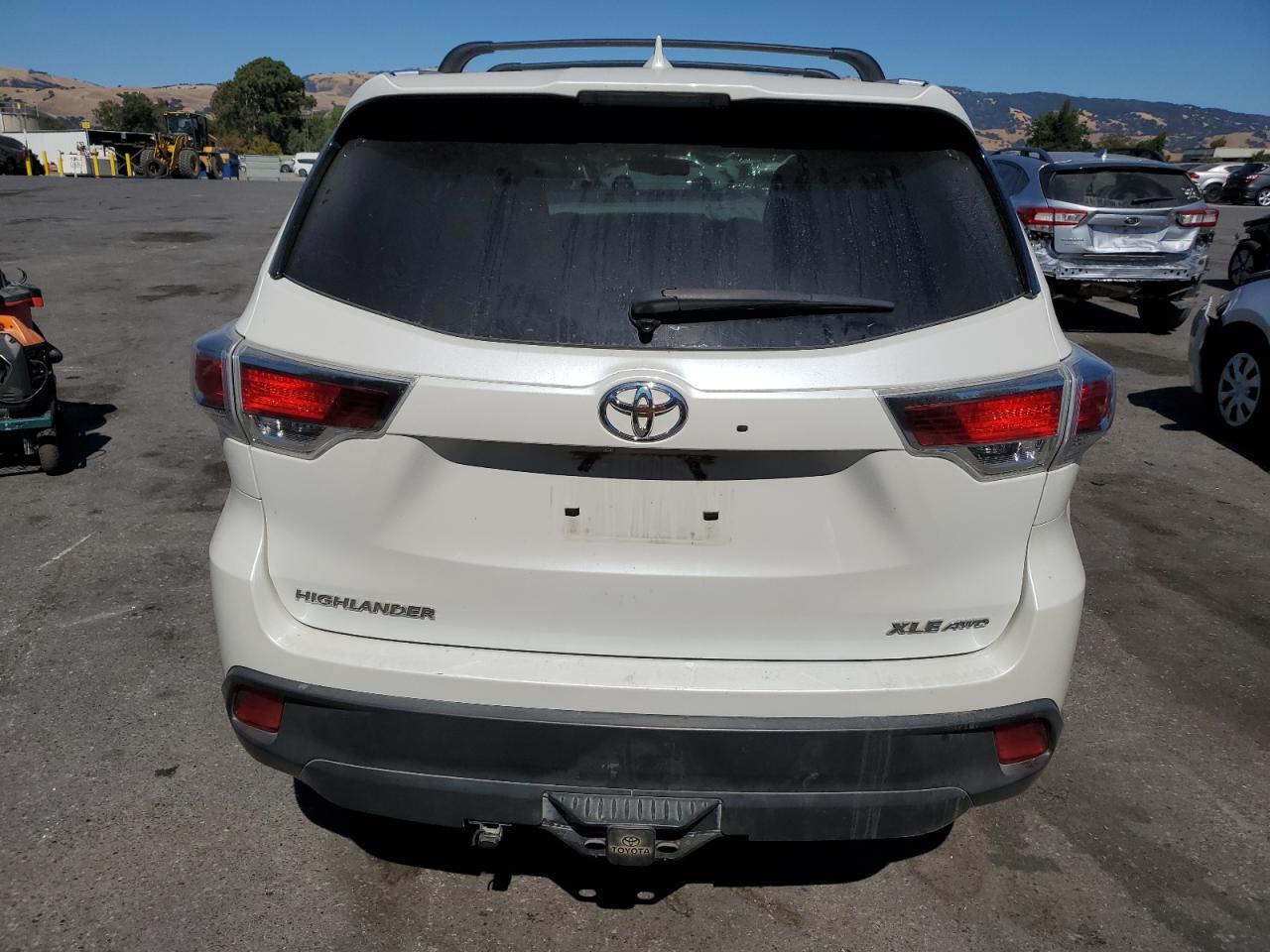 5TDJKRFH5FS110225 2015 Toyota Highlander Xle