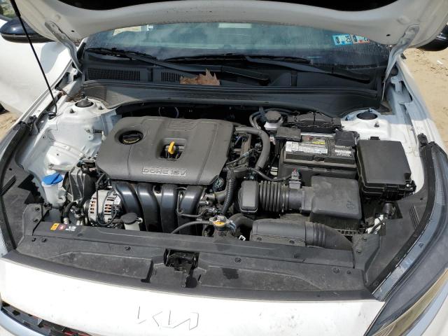 3KPF54AD0NE456745 Kia Forte GT L 11