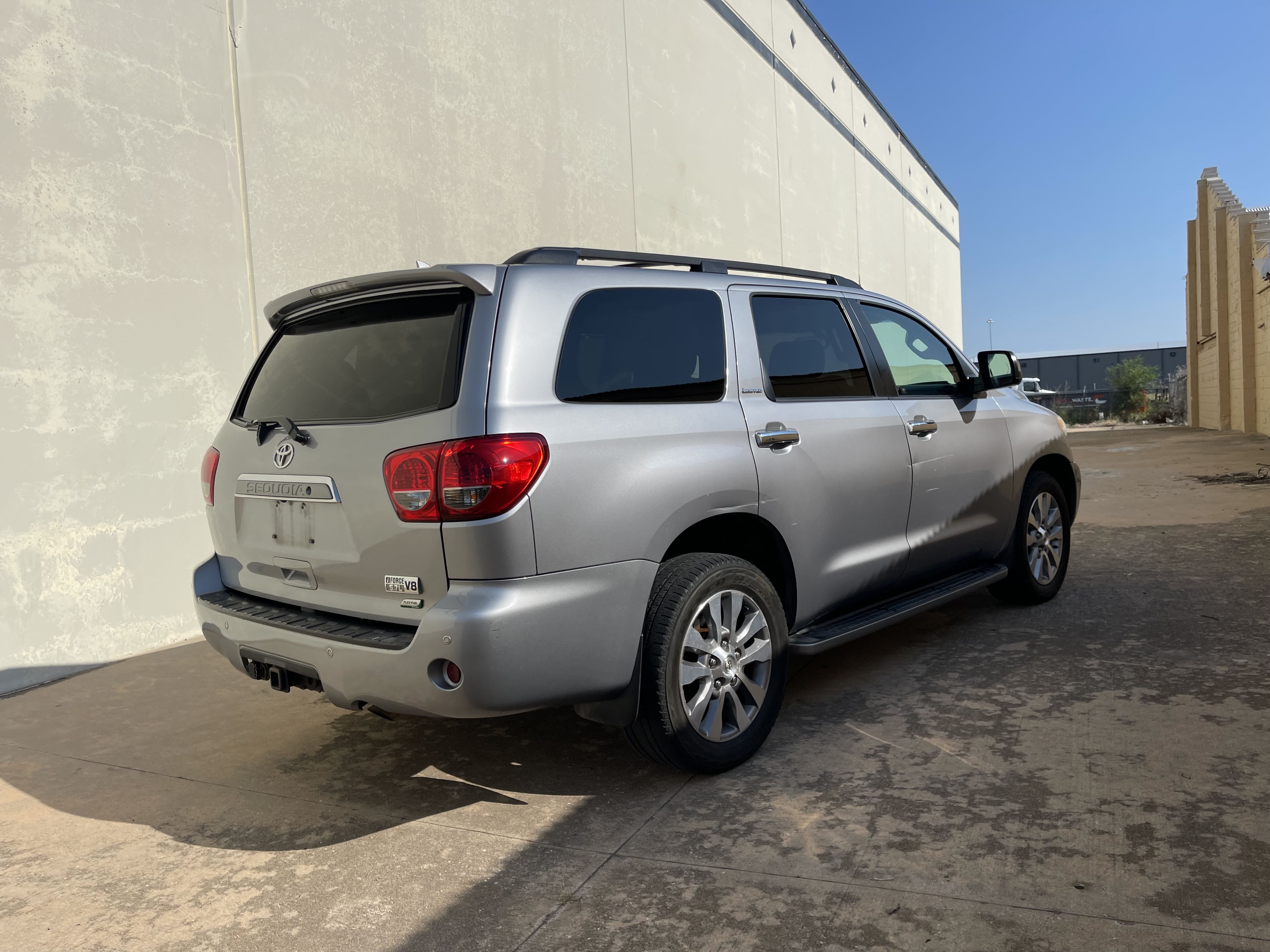 2013 Toyota Sequoia Limited vin: 5TDJW5G16DS083080