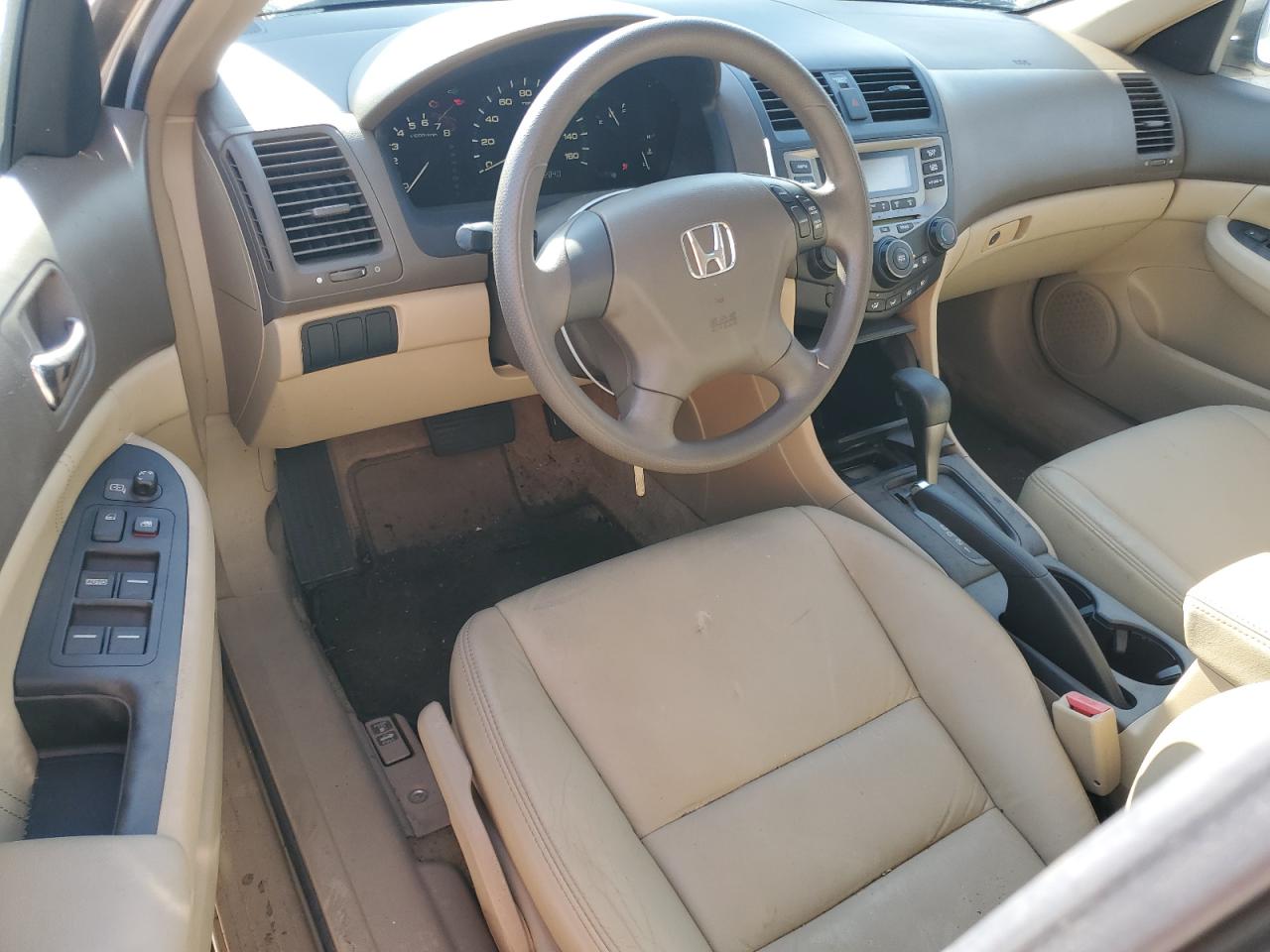 3HGCM56456G700935 2006 Honda Accord Lx