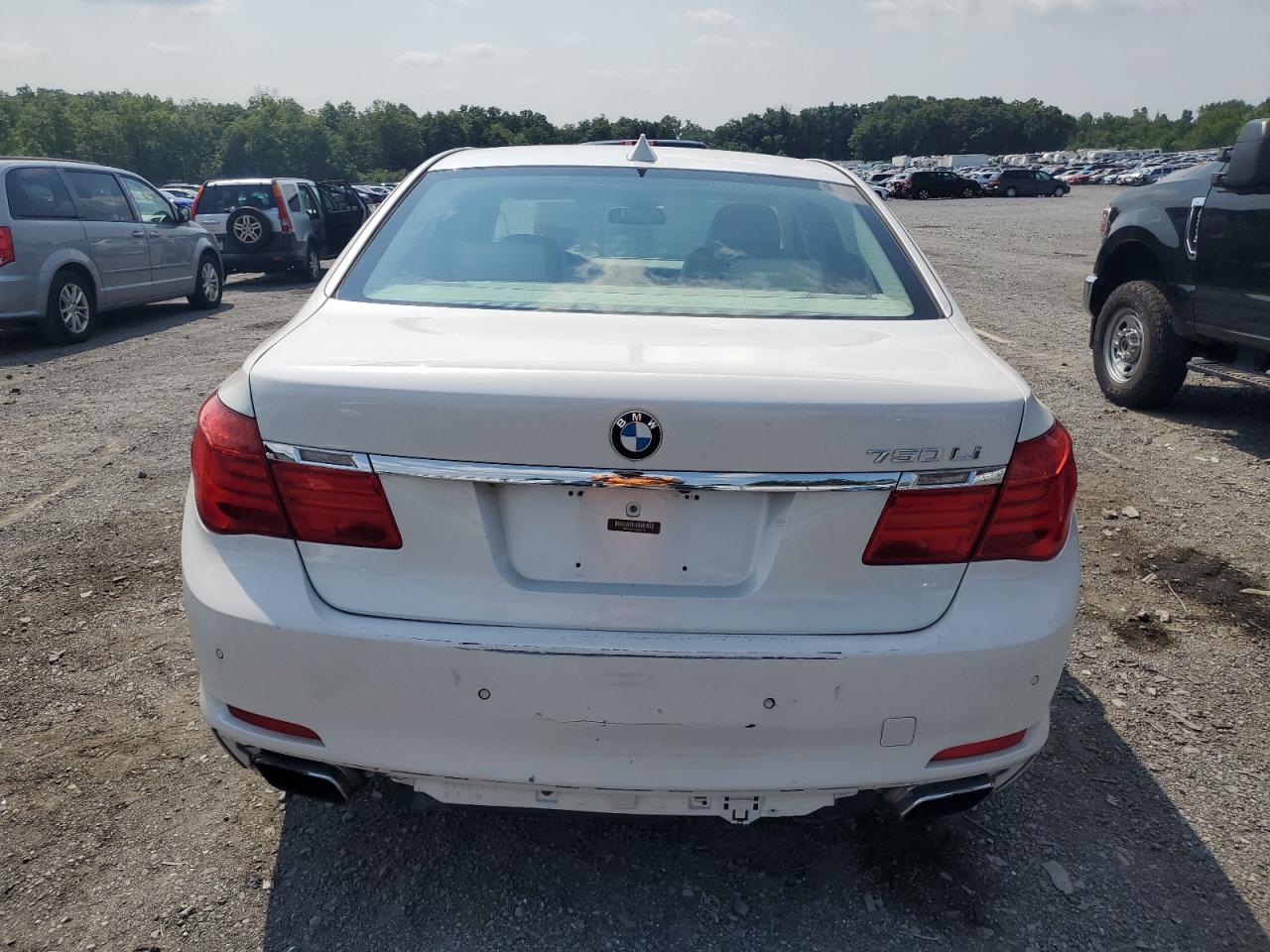 2012 BMW 750 Lxi VIN: WBAKC8C59CC437050 Lot: 66381914