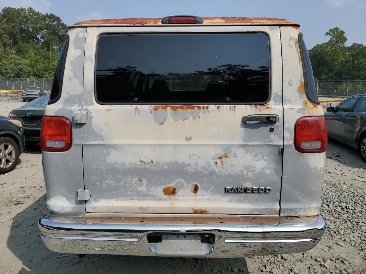 1997 Dodge Ram Wagon B3500 VIN: 2B5WB35Z2VK520812 Lot: 67384704