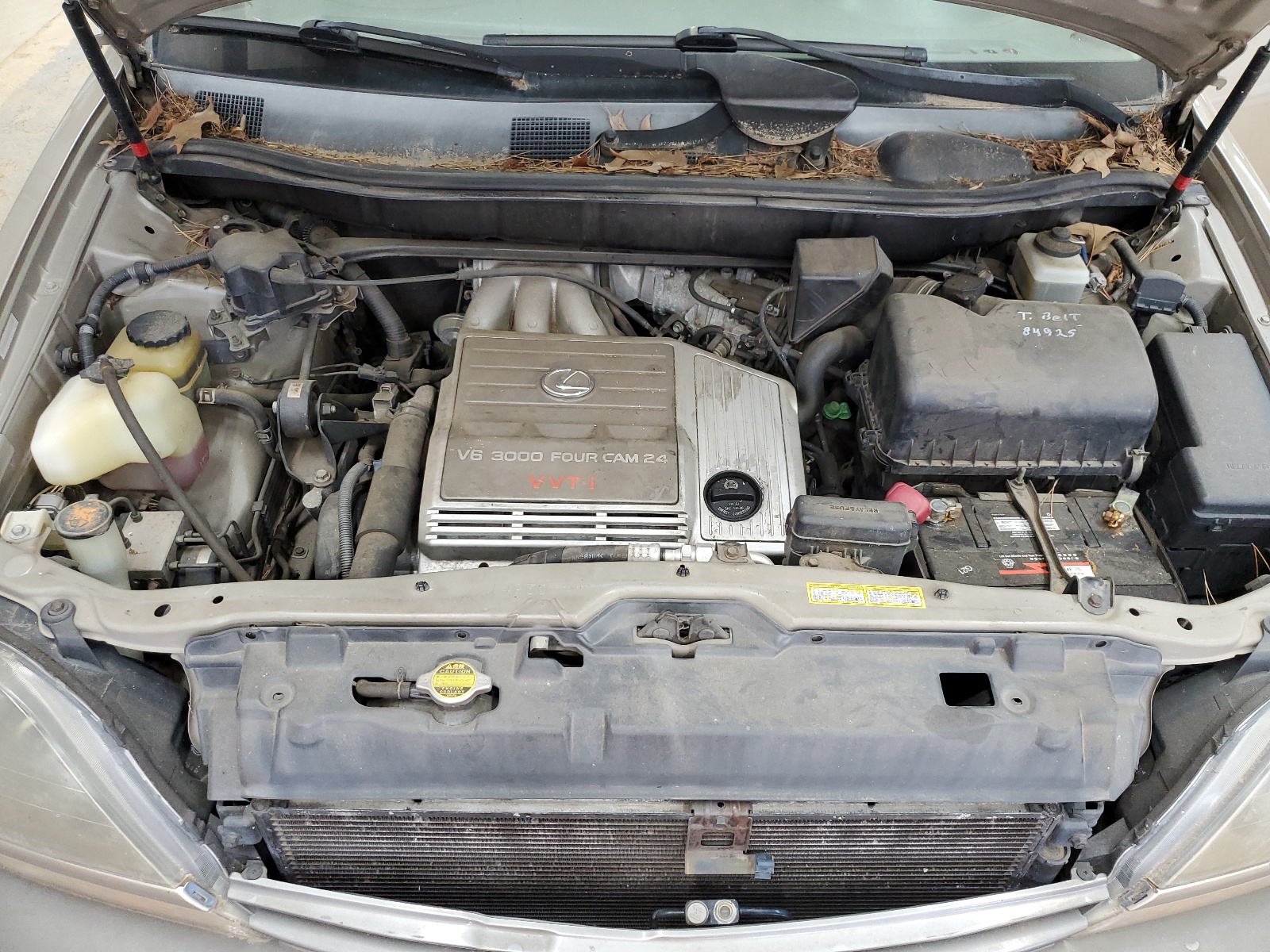 JT6HF10U9Y0147737 2000 Lexus Rx 300