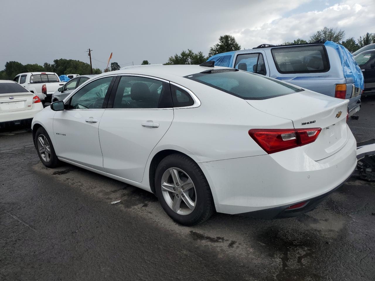 1G1ZC5ST5LF106005 2020 CHEVROLET MALIBU - Image 2