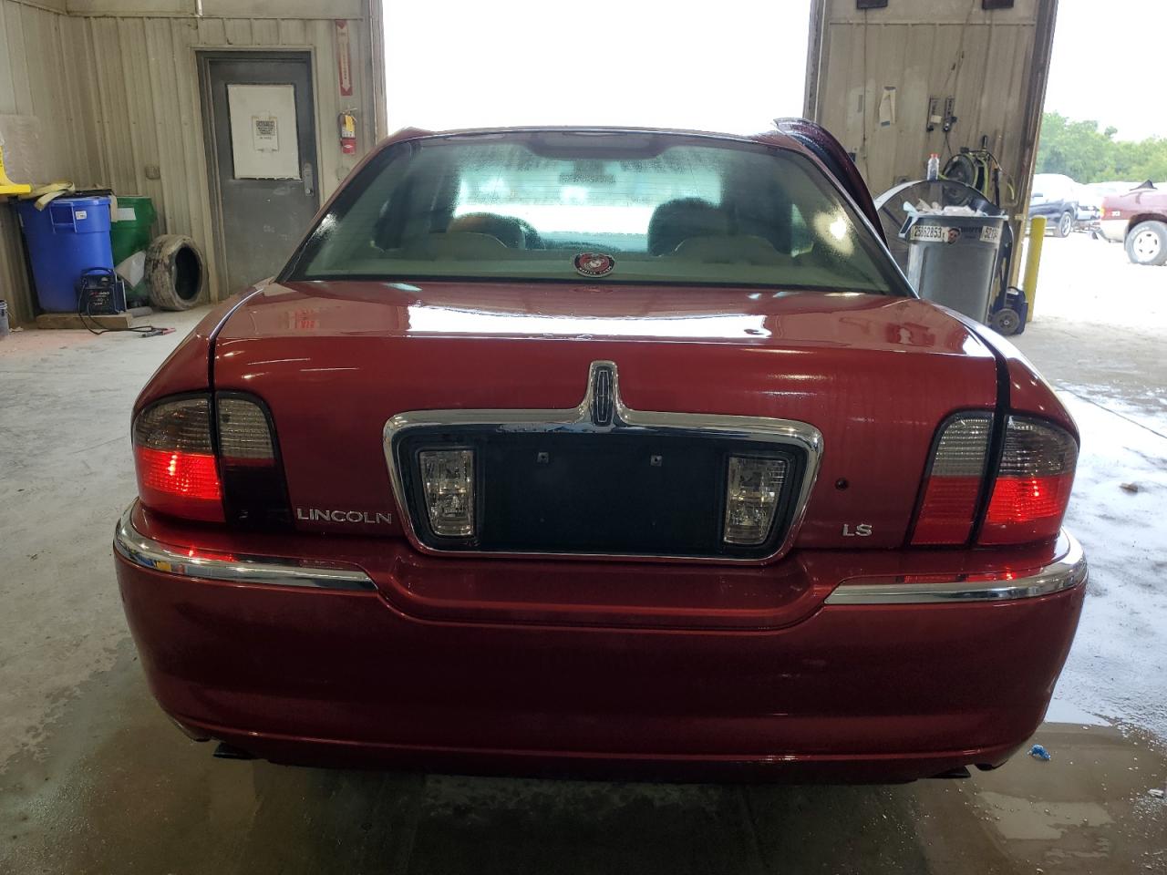 1LNHM86S25Y609075 2005 Lincoln Ls