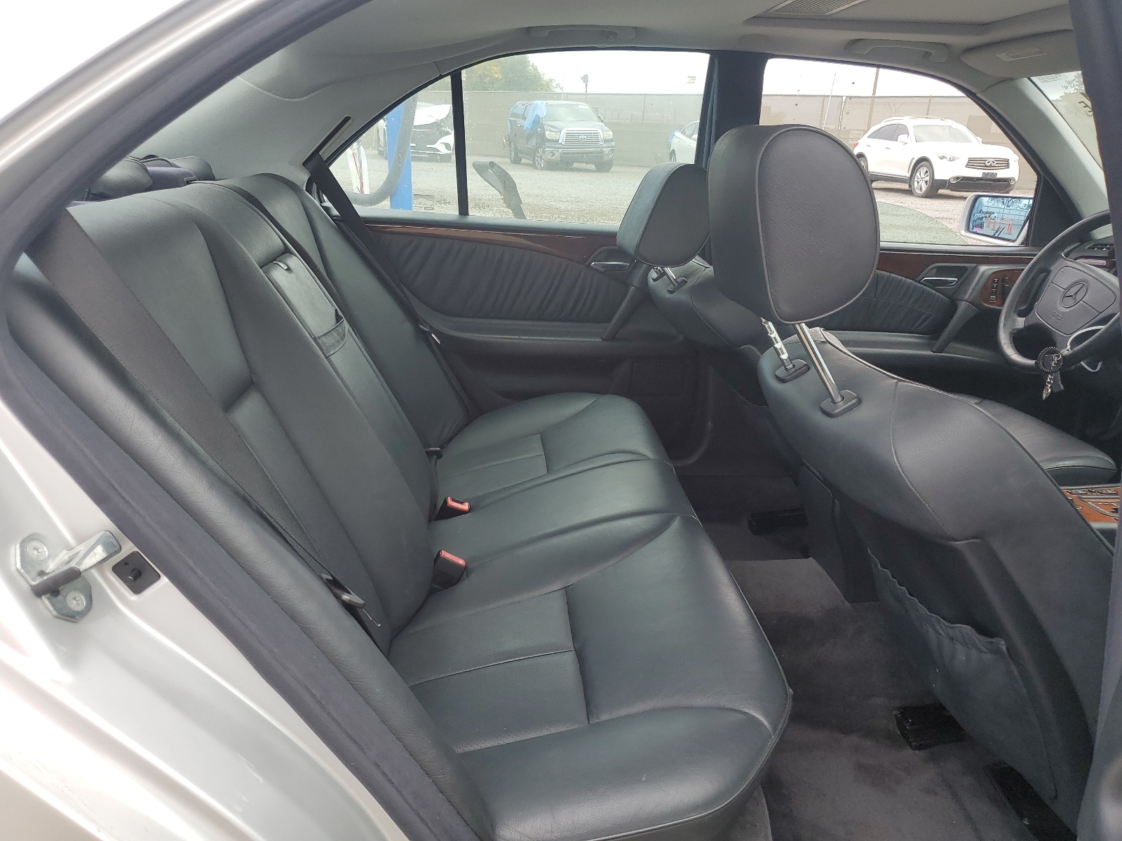 WDBJF70H8XA776607 1999 Mercedes-Benz E 430