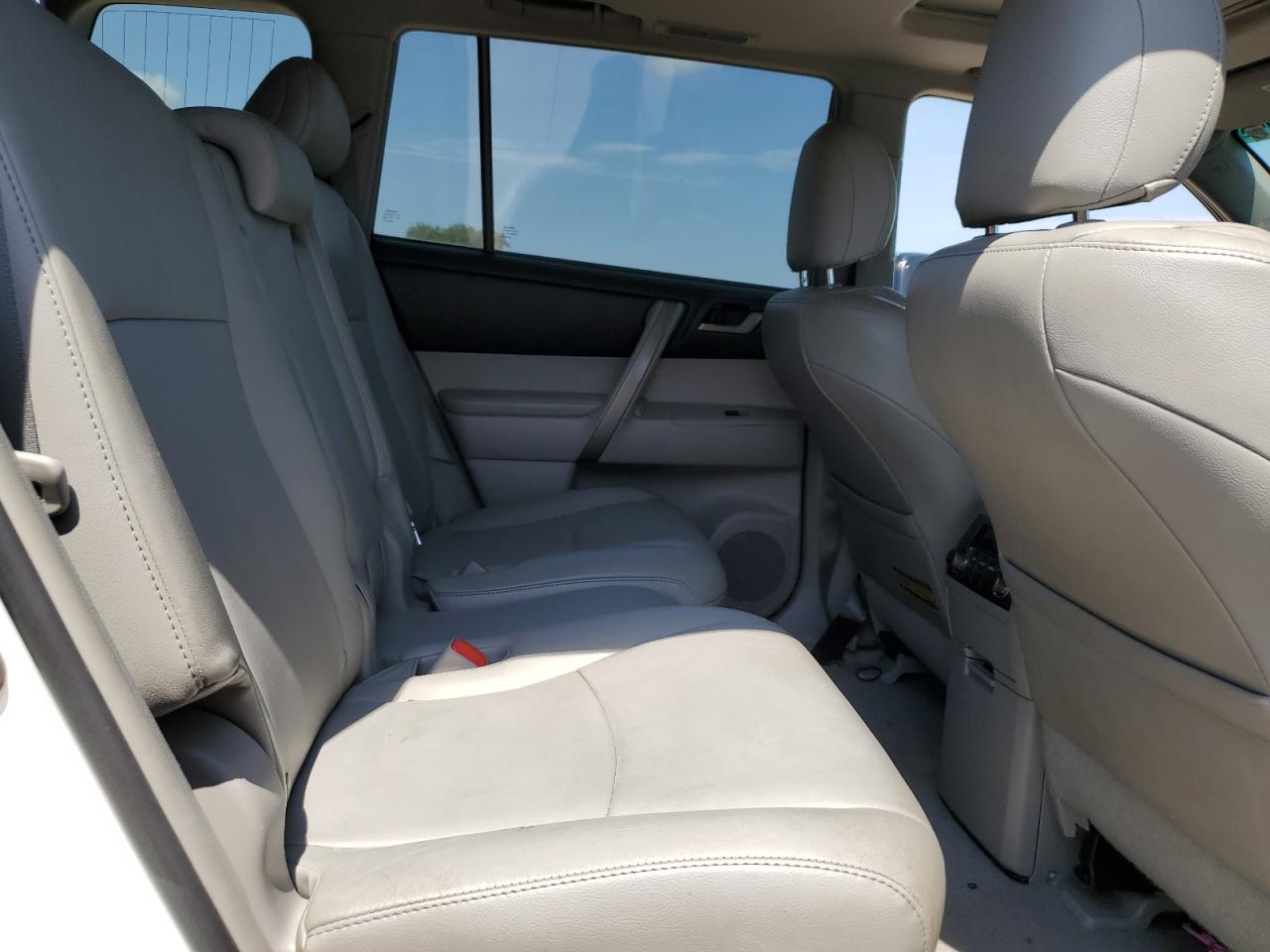 2010 Toyota Highlander Se VIN: 5TDJK3EH0AS040141 Lot: 65633294