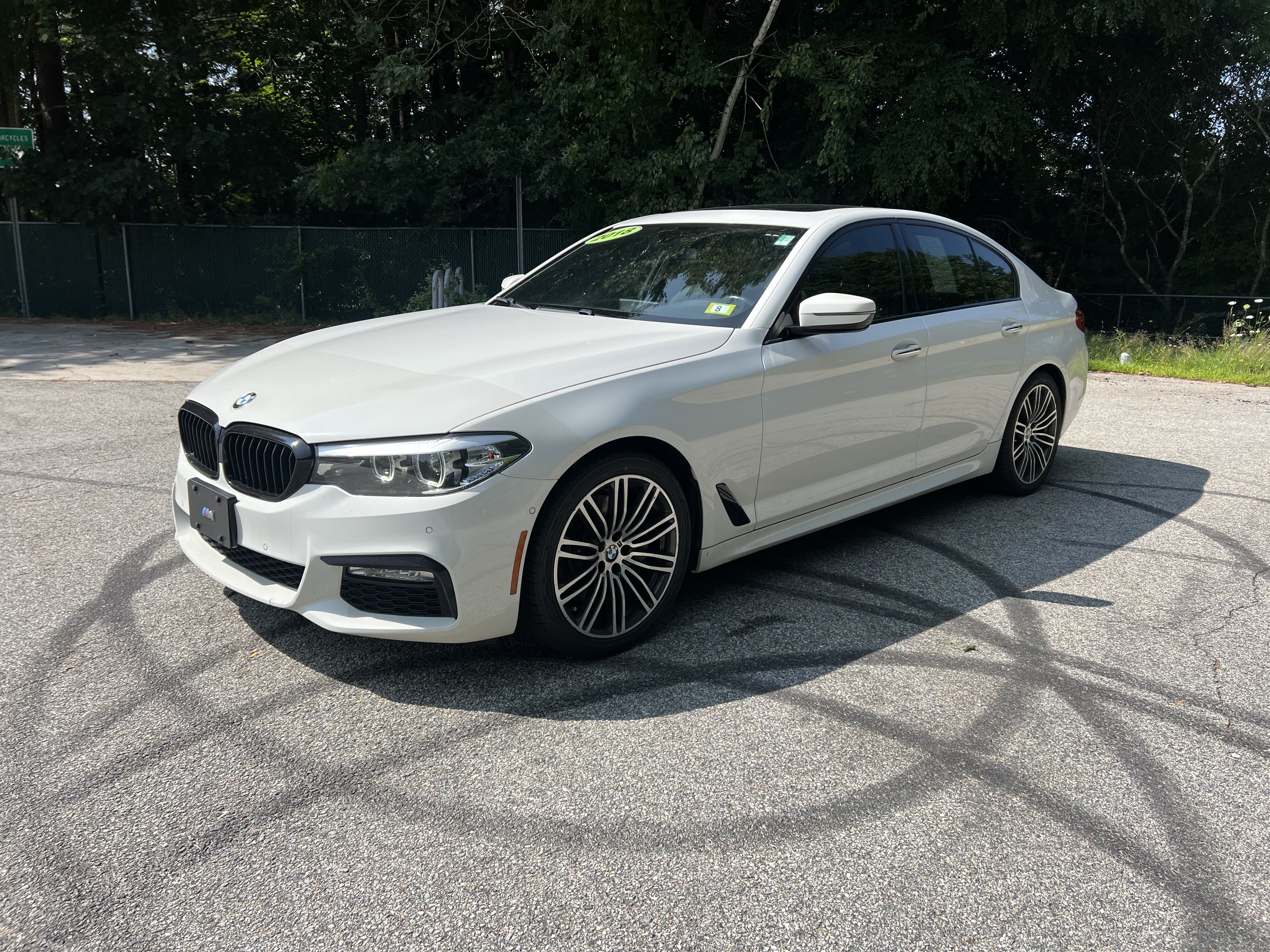 2018 BMW 530 Xi vin: WBAJA7C55JWA71985