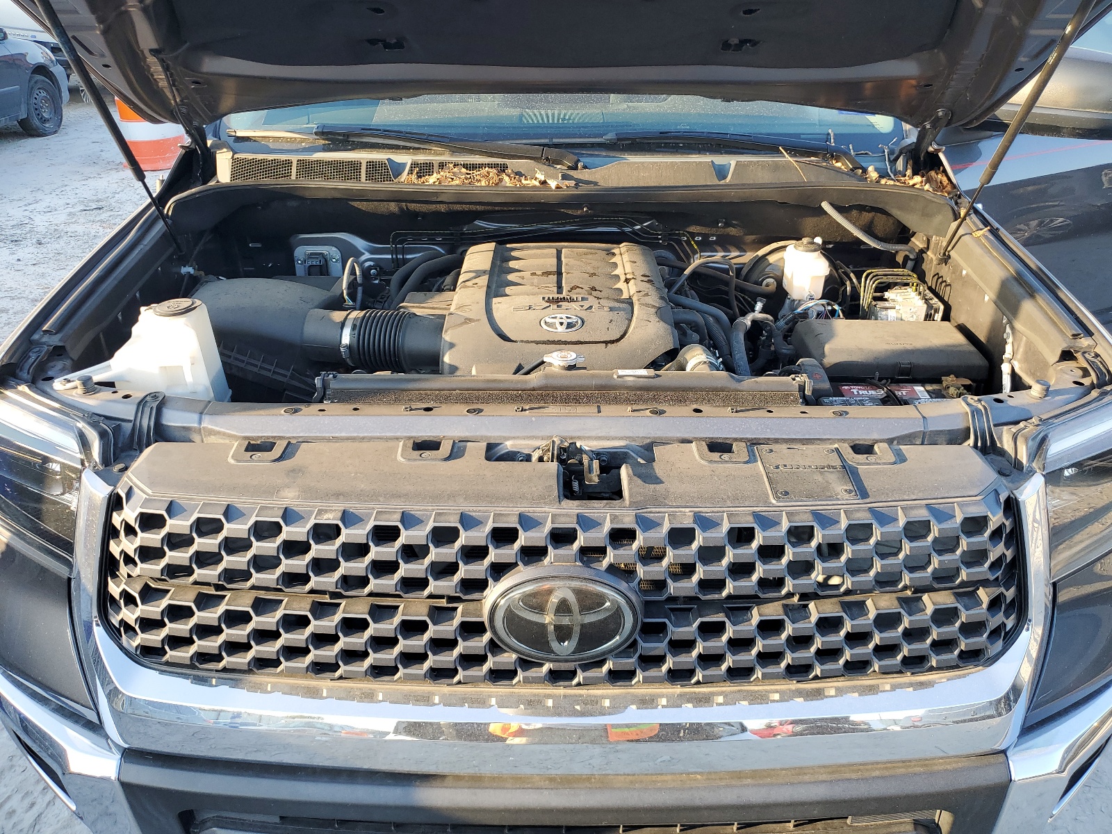 5TFUY5F14KX787746 2019 Toyota Tundra Double Cab Sr