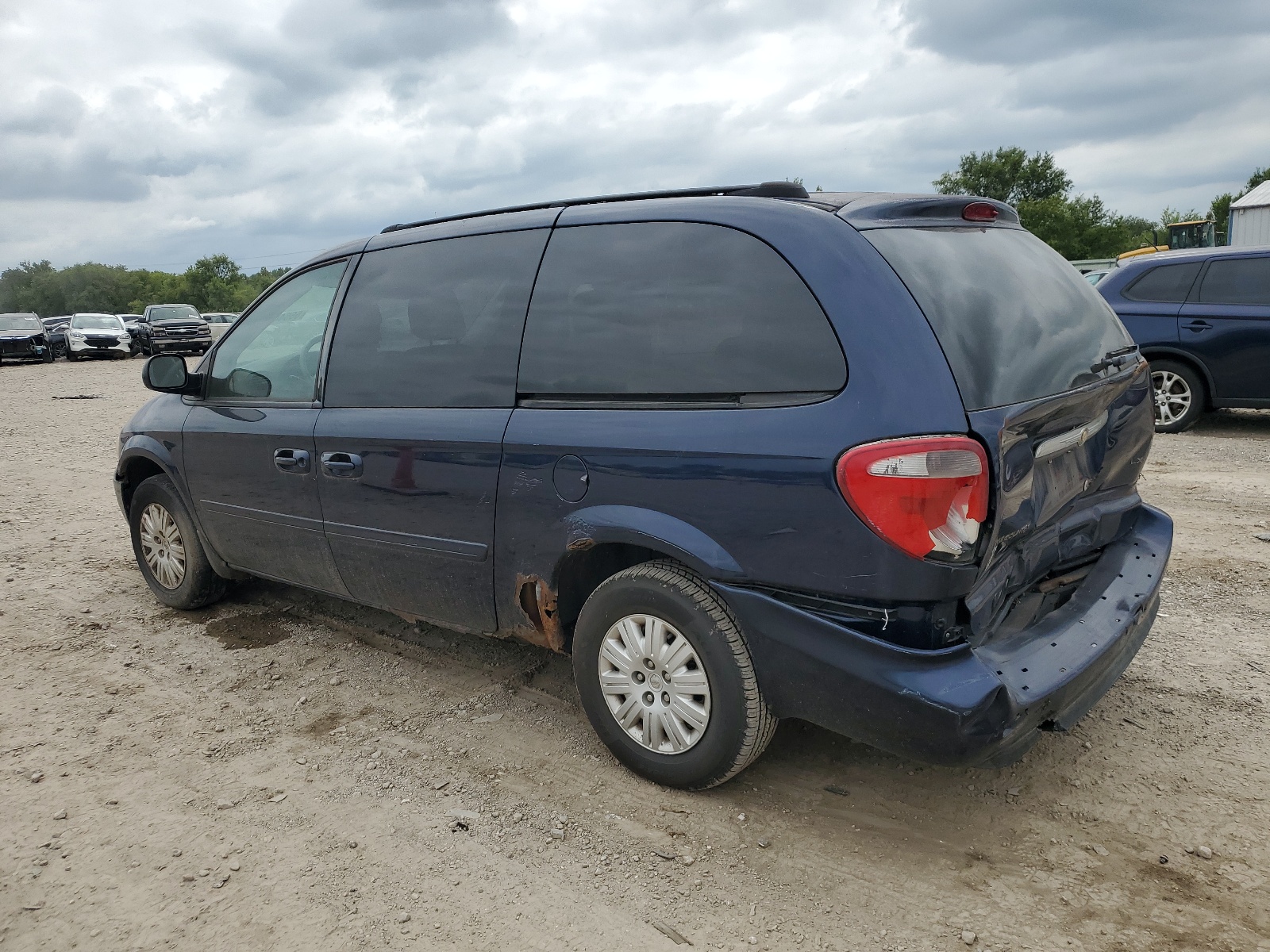 2C4GP44R25R474443 2005 Chrysler Town & Country Lx