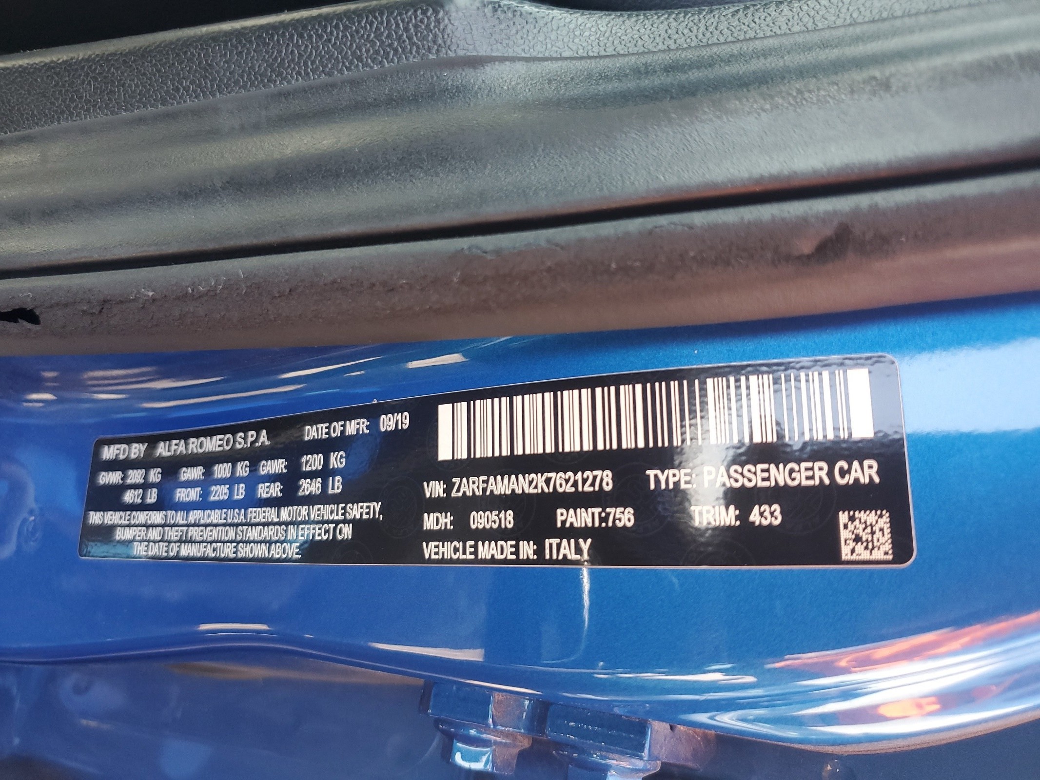 ZARFAMAN2K7621278 2019 Alfa Romeo Giulia