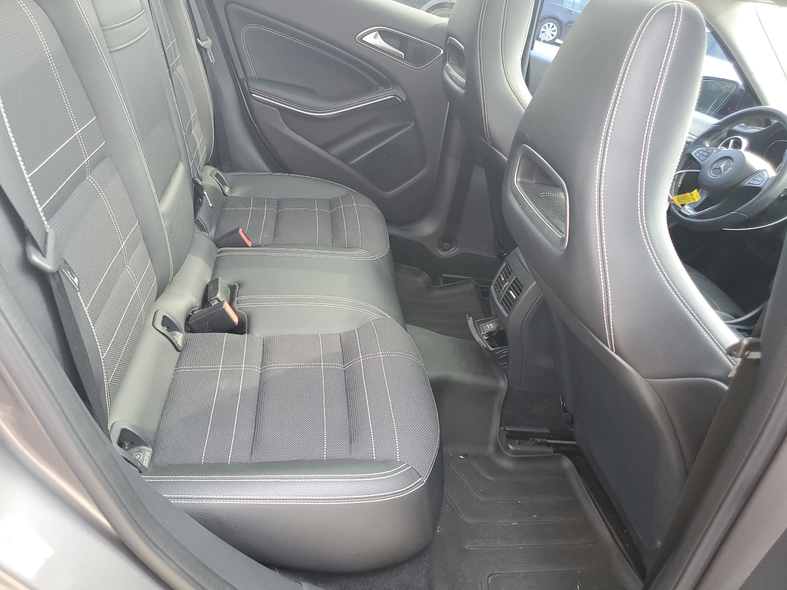 WDCTG4GB0HJ292188 2017 Mercedes-Benz Gla 250 4Matic