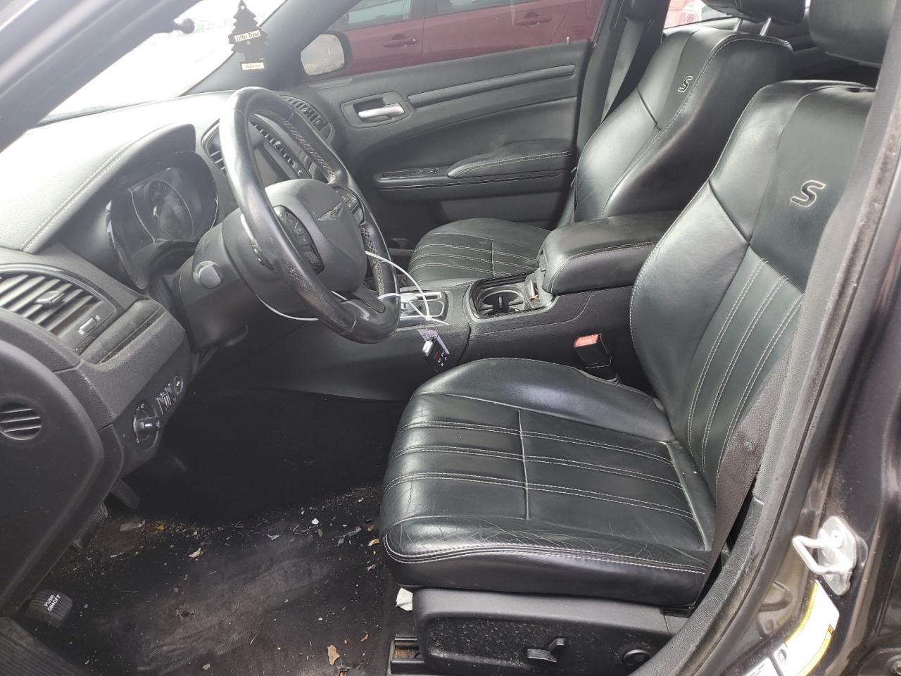 2015 Chrysler 300 S VIN: 2C3CCAGG2FH899823 Lot: 62313764