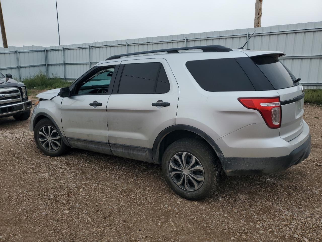 2014 Ford Explorer - Image 2