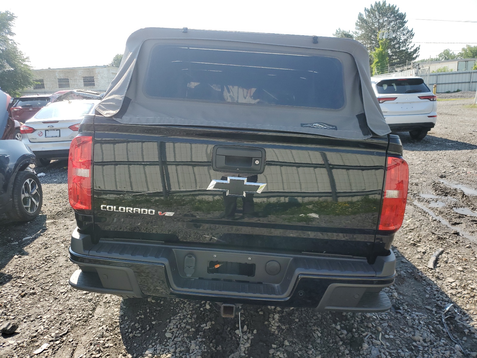 1GCGTDEN8K1180438 2019 Chevrolet Colorado Z71