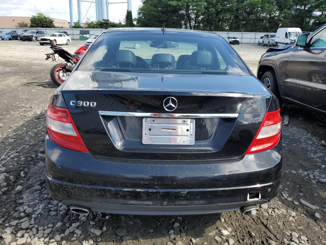 2010 Mercedes-Benz C 300 VIN: WDDGF5EB8AR102346 Lot: 67621884