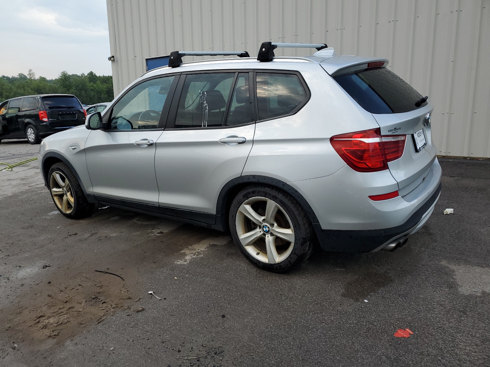 2017 BMW X3 xDrive28I vin: 5UXWX9C38H0T20158