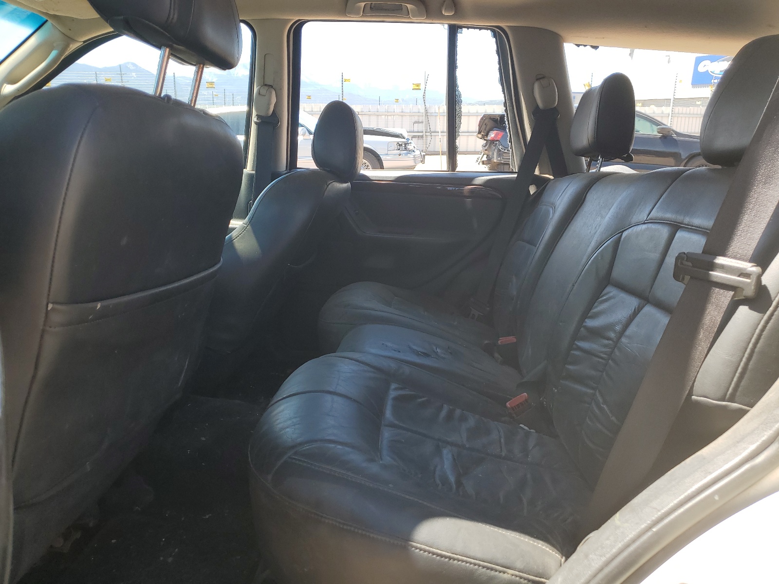 1J4GW58J02C331499 2002 Jeep Grand Cherokee Limited