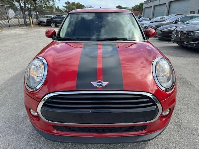 2018 Mini Cooper vin: WMWXP5C50J2G63900