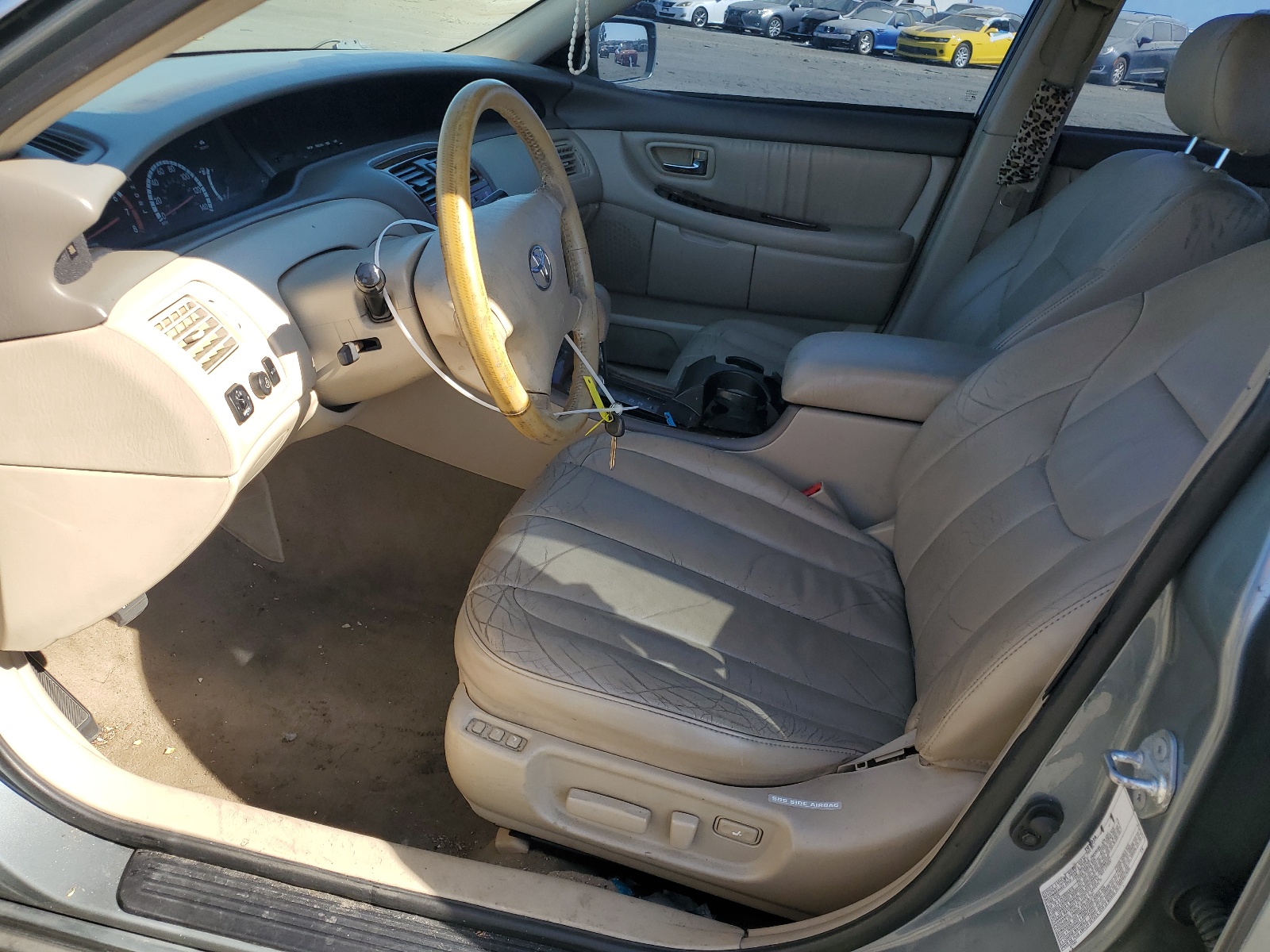 4T1BF28BX2U239992 2002 Toyota Avalon Xl