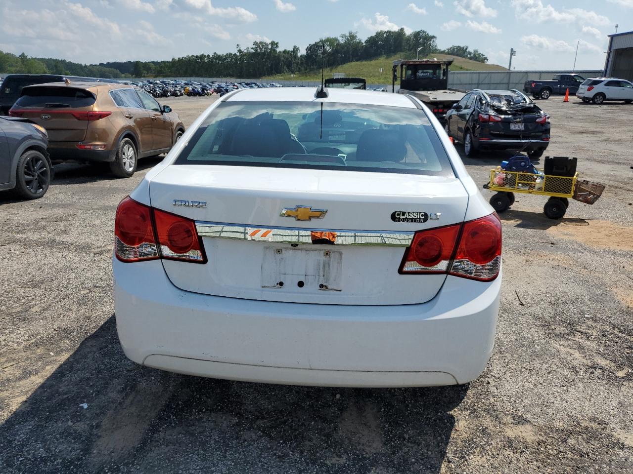 2016 Chevrolet Cruze - Image 6
