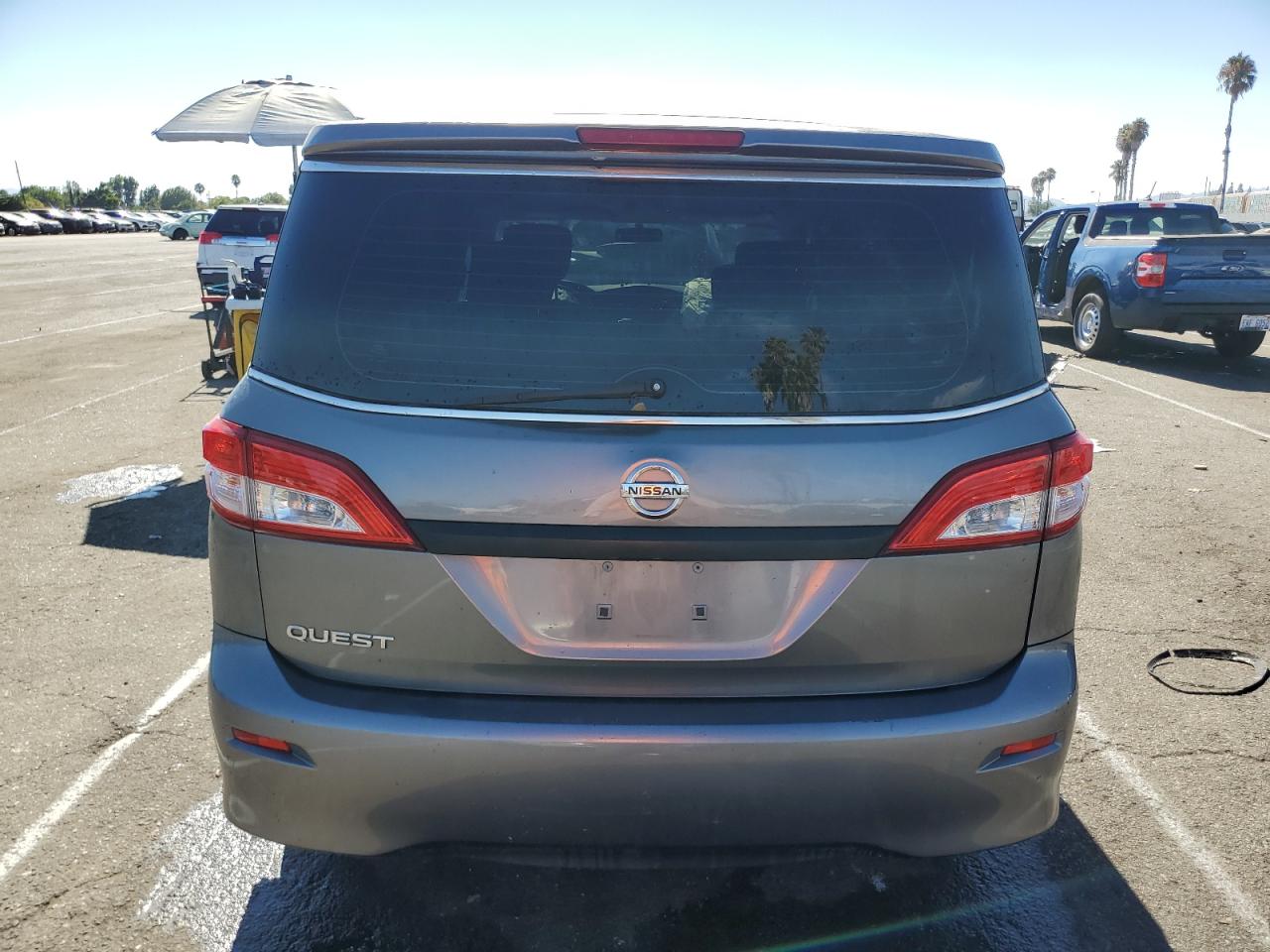 JN8AE2KP8E9102391 2014 Nissan Quest S