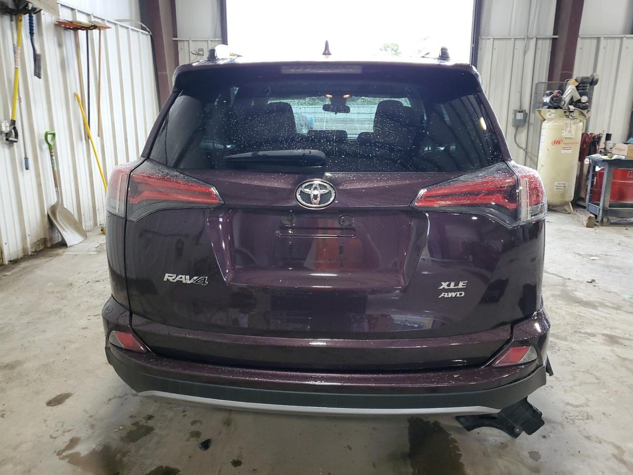 2017 Toyota Rav4 Xle VIN: 2T3RFREV0HW610406 Lot: 66612714