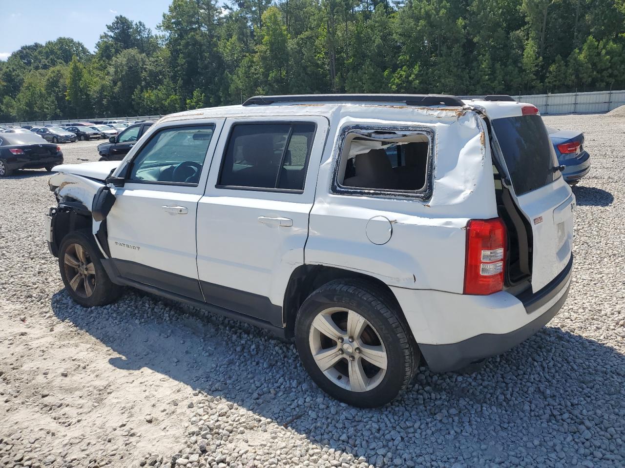 VIN 1C4NJPFB9ED699276 2014 JEEP PATRIOT no.2