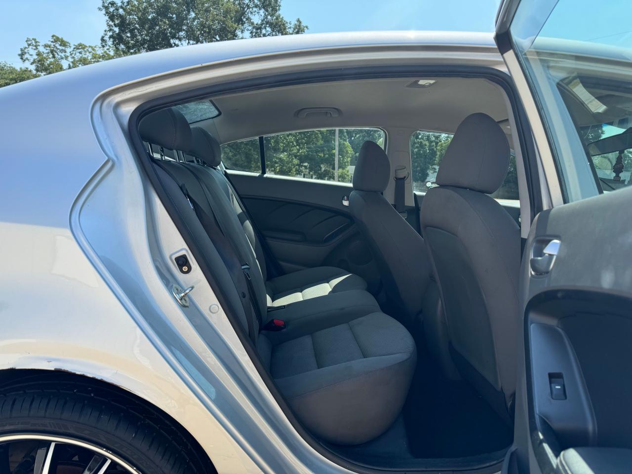 2017 Kia Forte Lx VIN: 3KPFK4A70HE146182 Lot: 67886204