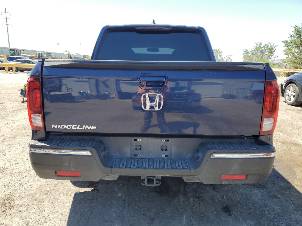 5FPYK2F66HB001744 2017 Honda Ridgeline Rtl