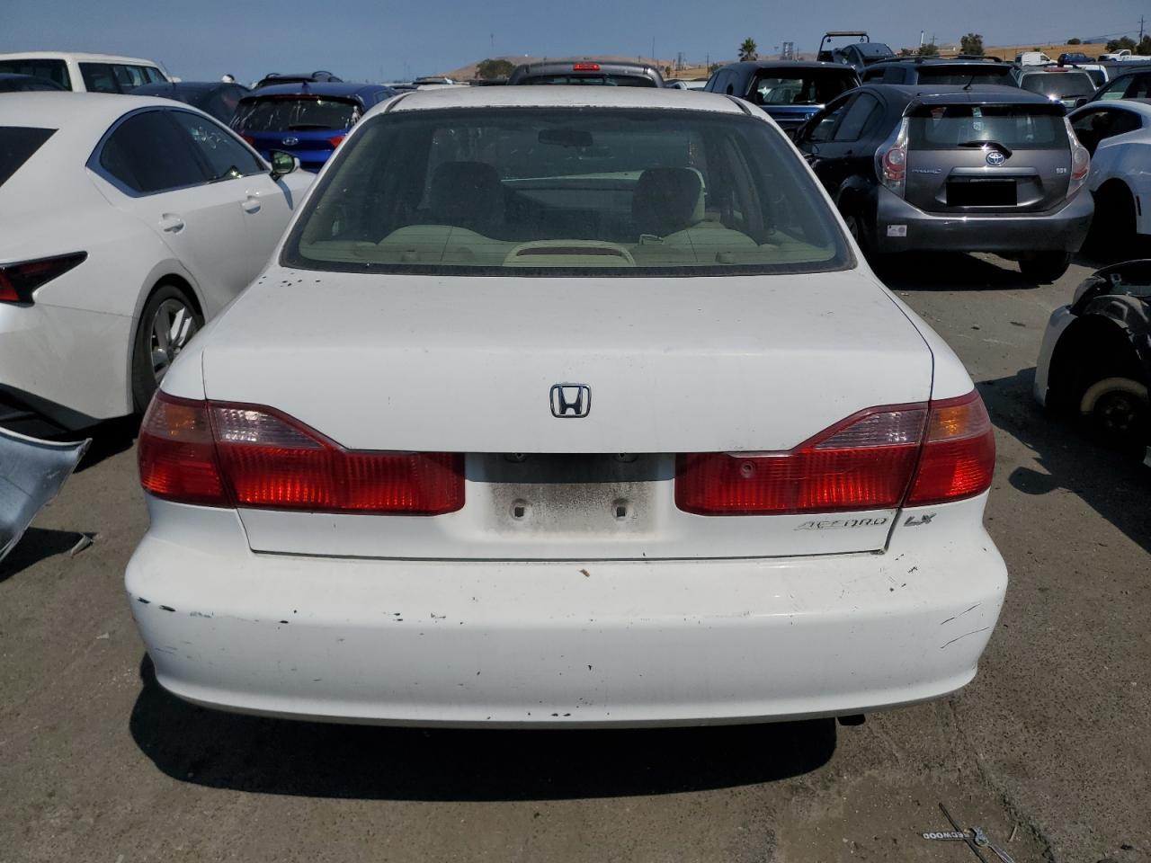 JHMCG6651YC000841 2000 Honda Accord Lx