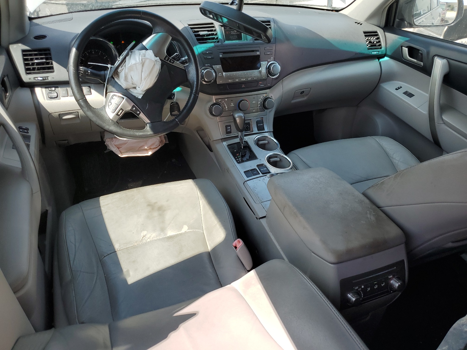 5TDZK3EH5BS038907 2011 Toyota Highlander Base